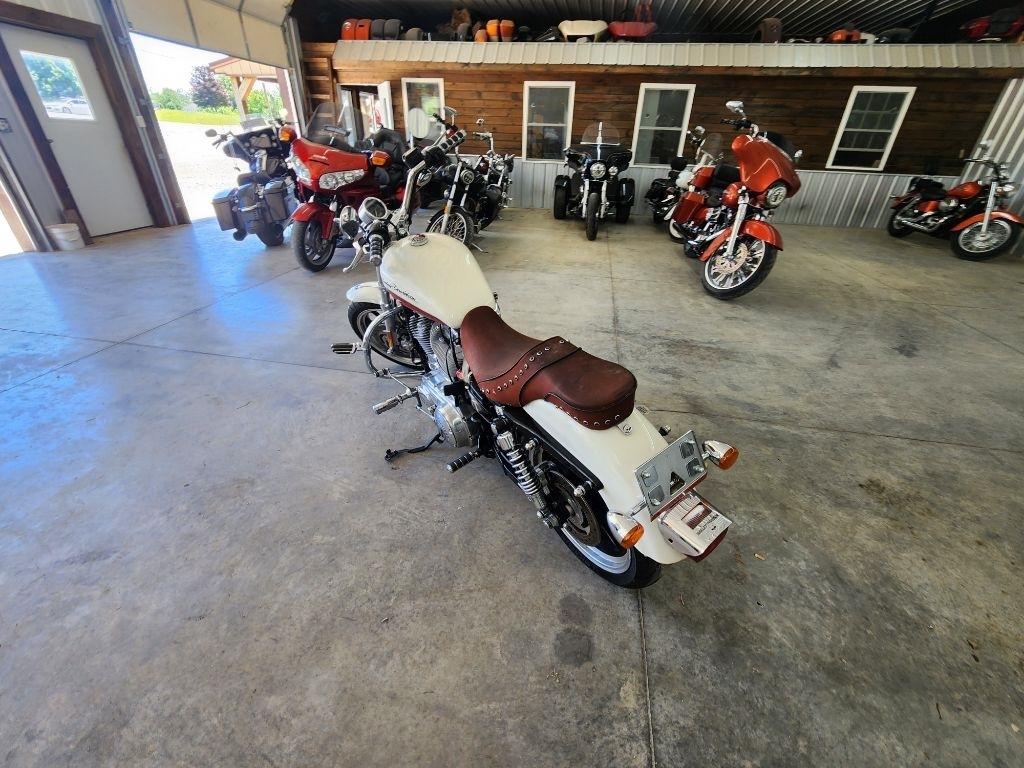 Harley-Davidson XL883L  2011