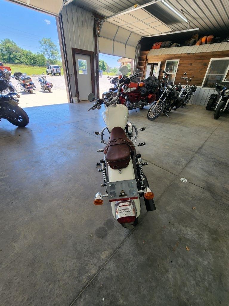 Harley-Davidson XL883L  2011