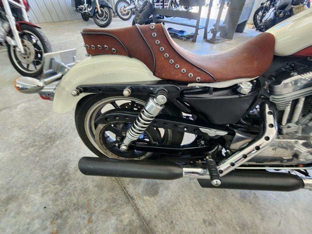 Harley-Davidson XL883L  2011