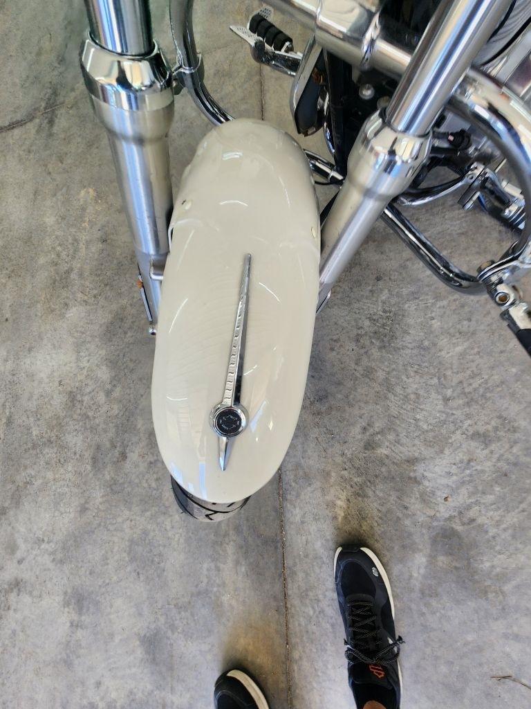 Harley-Davidson XL883L  2011