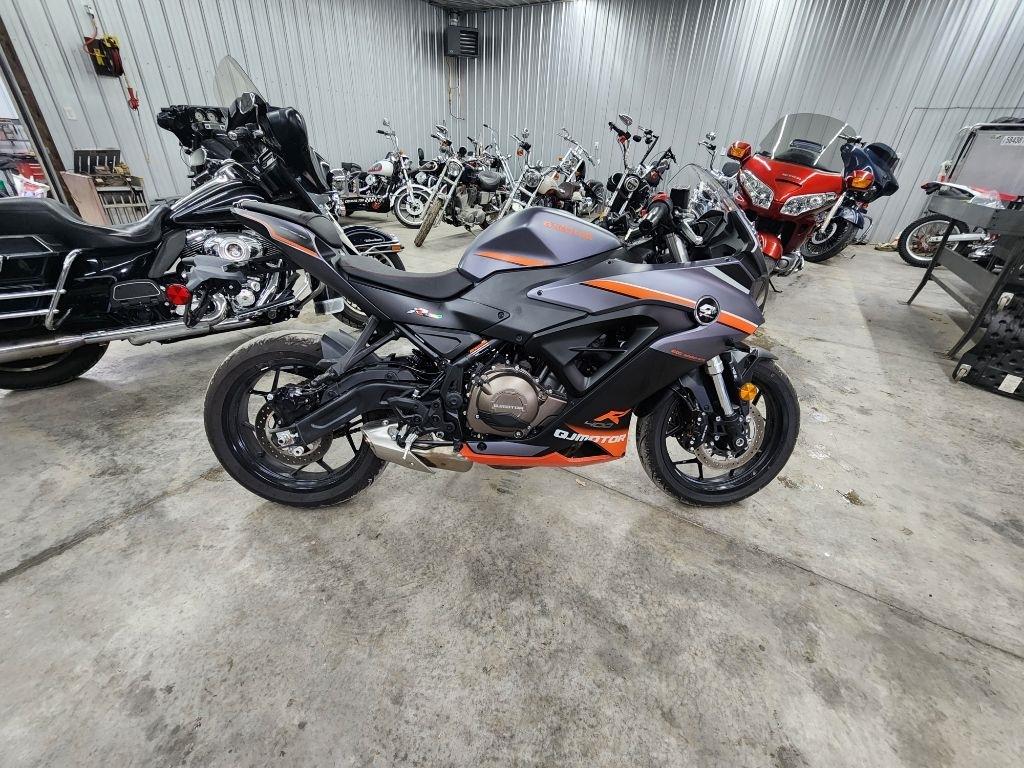 QJ Motor Classic SRK 400rr  2023