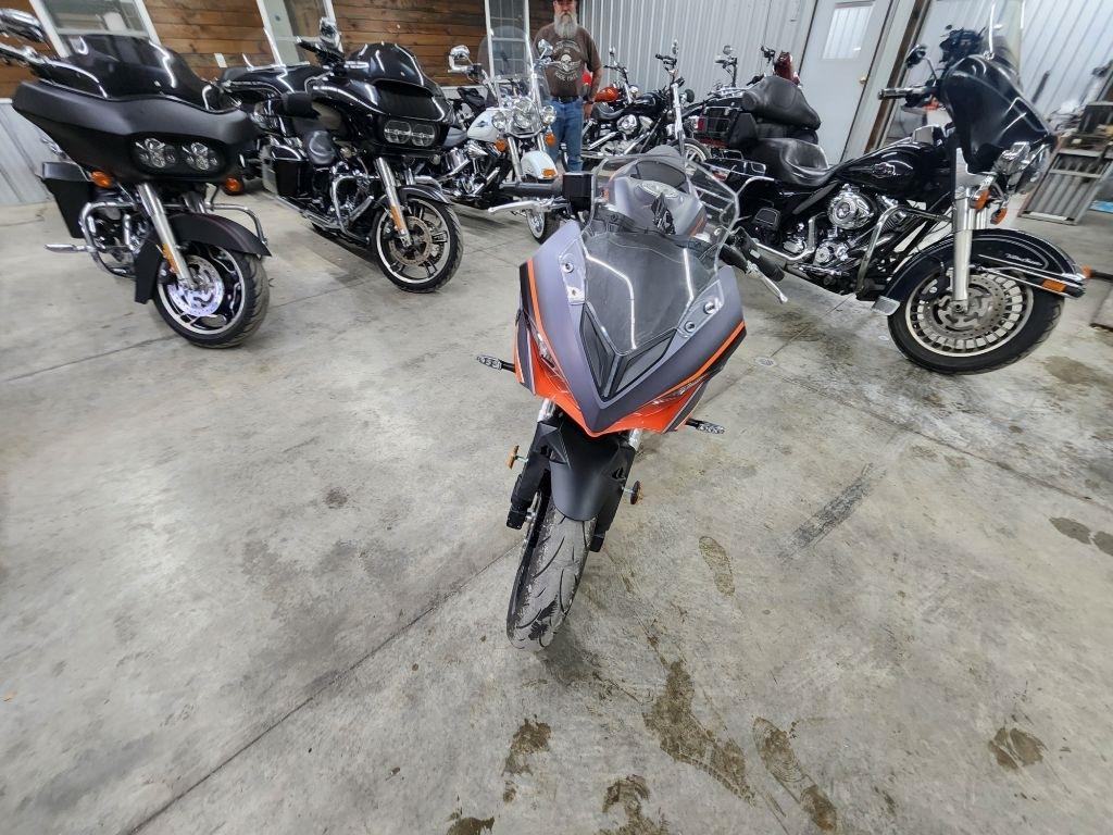 QJ Motor Classic SRK 400rr  2023