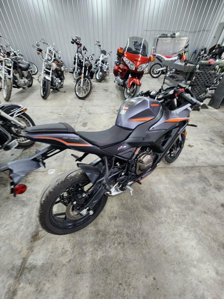 QJ Motor Classic SRK 400rr  2023