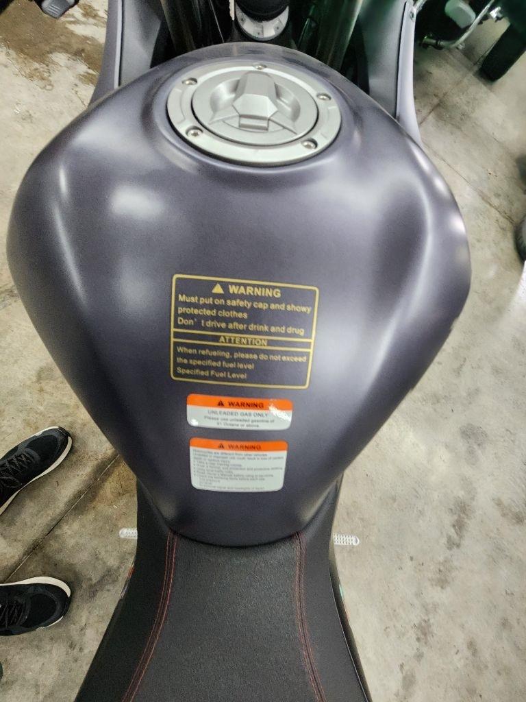 QJ Motor Classic SRK 400rr  2023