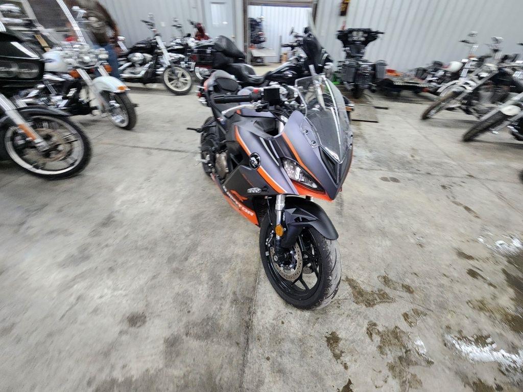 QJ Motor Classic SRK 400rr  2023