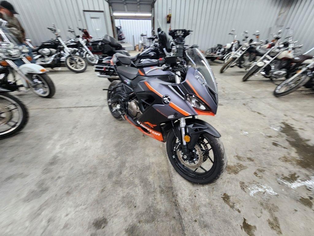 QJ Motor Classic SRK 400rr  2023