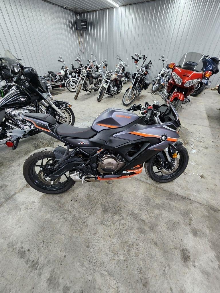 QJ Motor Classic SRK 400rr  2023