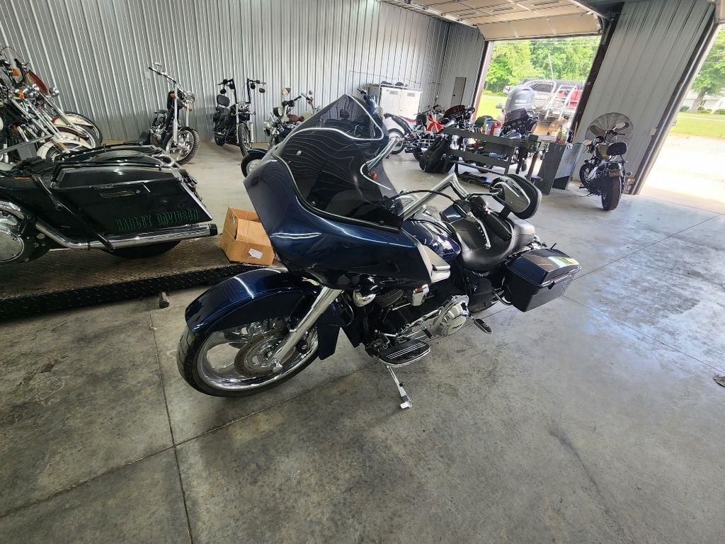 Harley-Davidson Road Glide Custom  2012