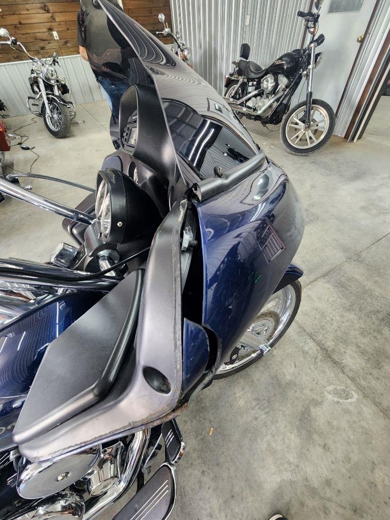 Harley-Davidson Road Glide Custom  2012