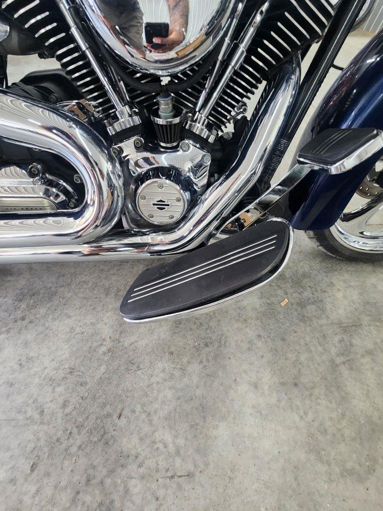 Harley-Davidson Road Glide Custom  2012