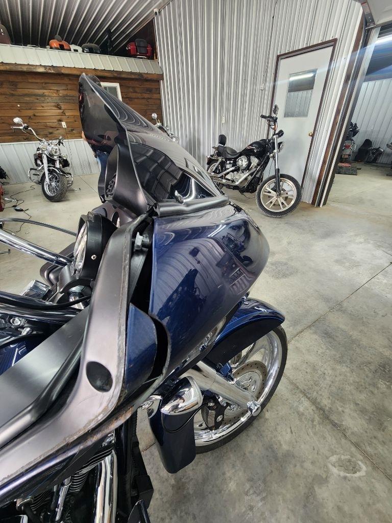 Harley-Davidson Road Glide Custom  2012