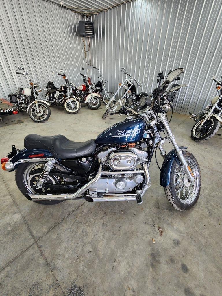 Harley-Davidson XLH 883  2001