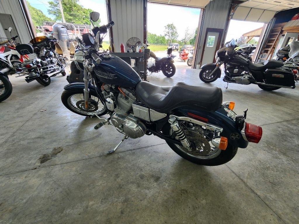 Harley-Davidson XLH 883  2001