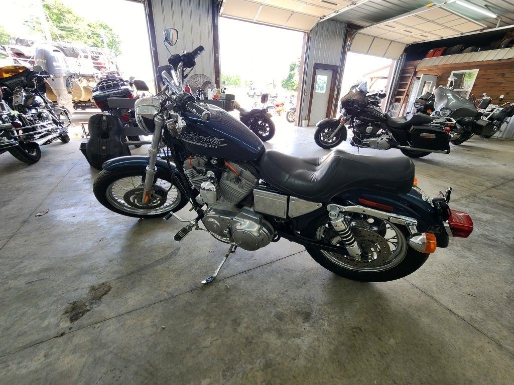 Harley-Davidson XLH 883  2001