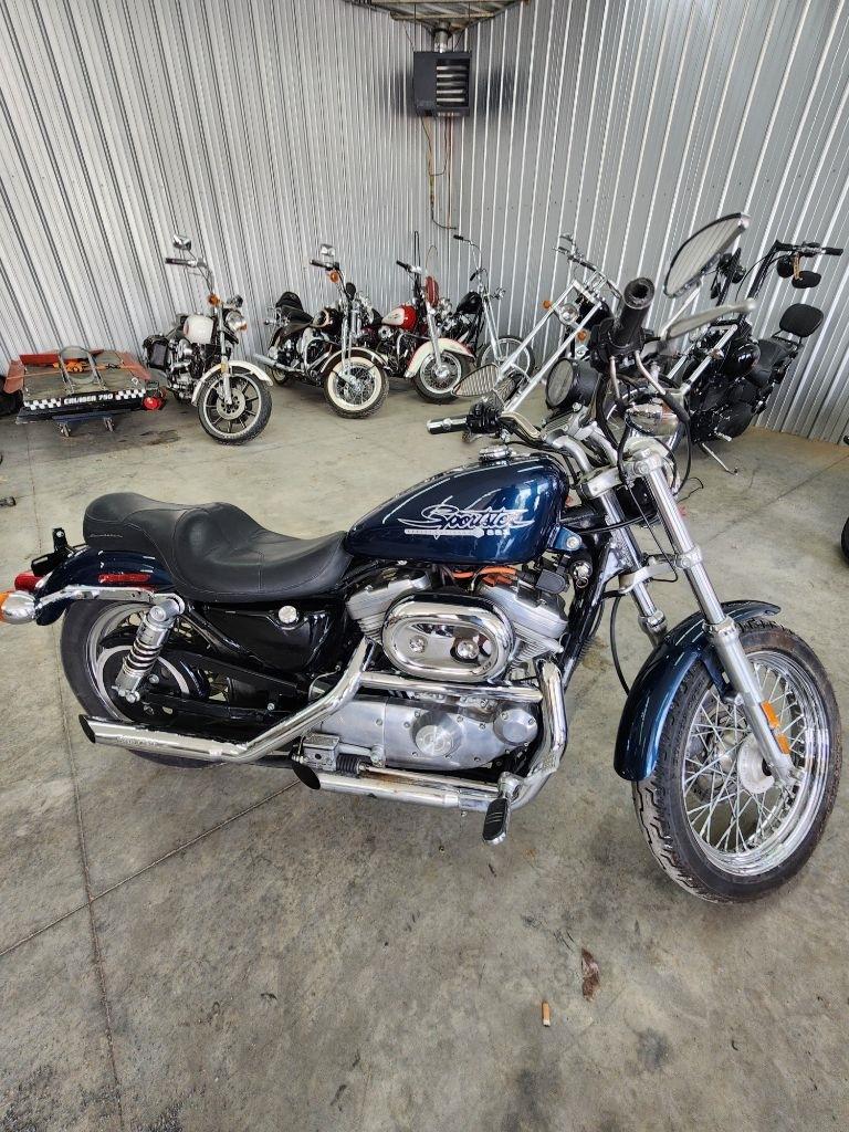 Harley-Davidson XLH 883  2001