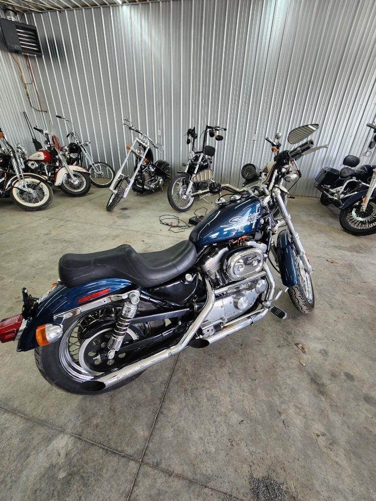 Harley-Davidson XLH 883  2001