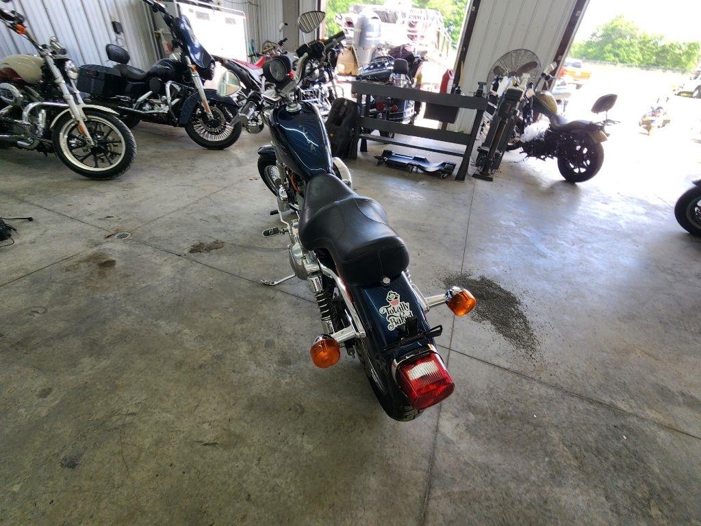 Harley-Davidson XLH 883  2001