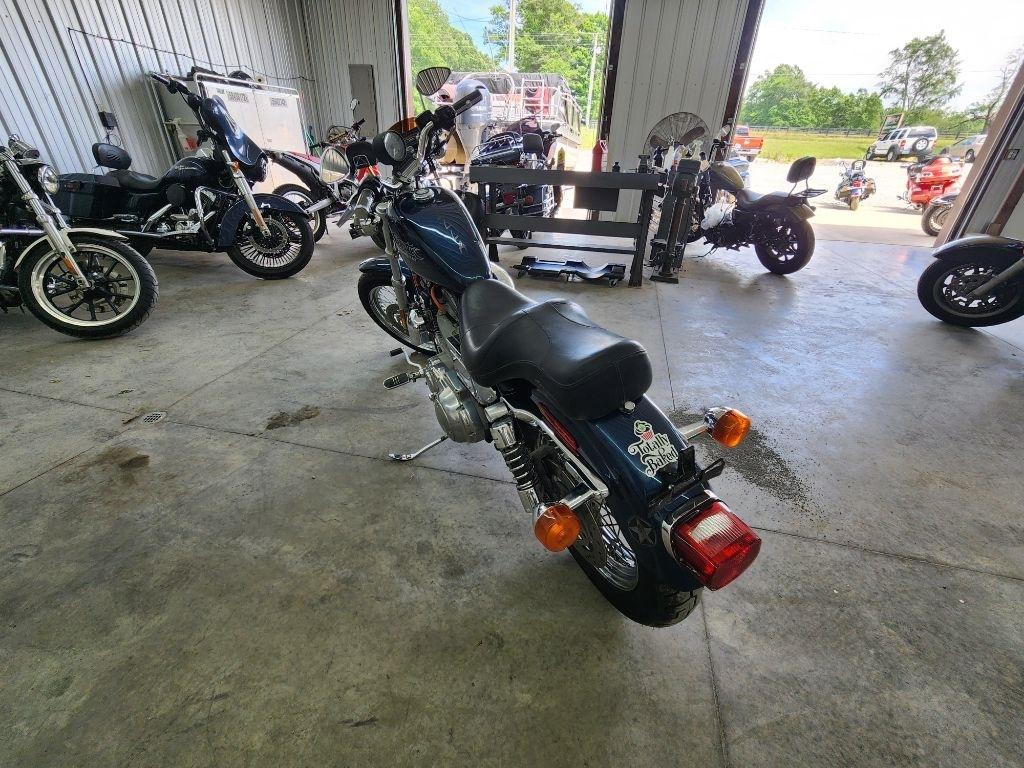 Harley-Davidson XLH 883  2001