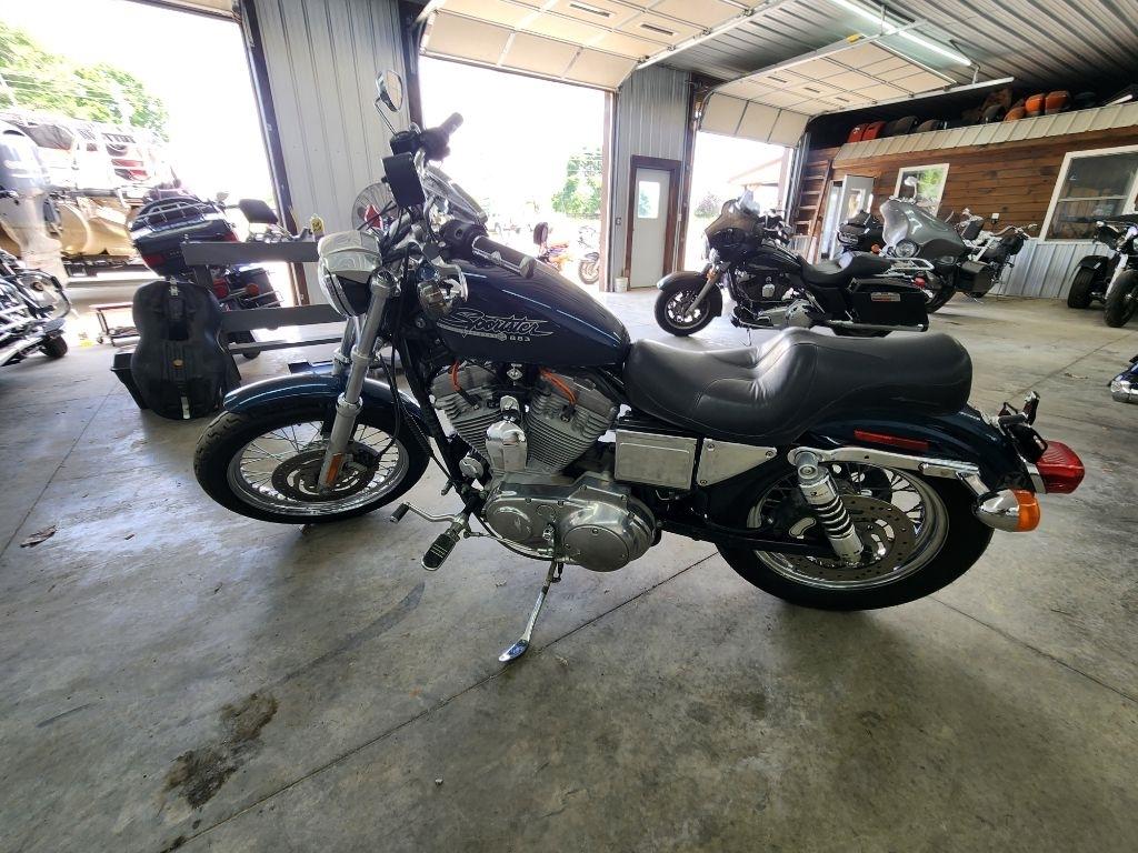 Harley-Davidson XLH 883  2001