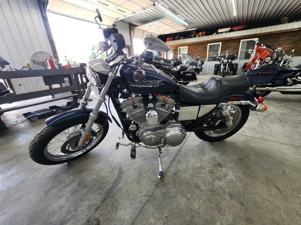 Harley-Davidson XLH 883  2001
