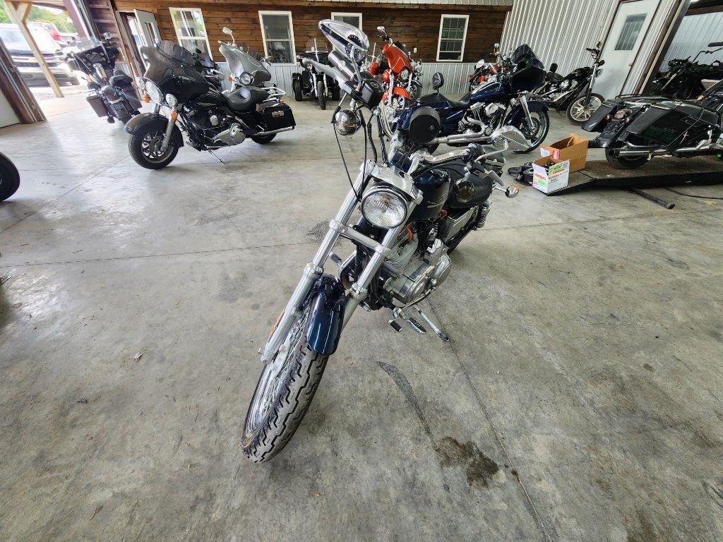Harley-Davidson XLH 883  2001