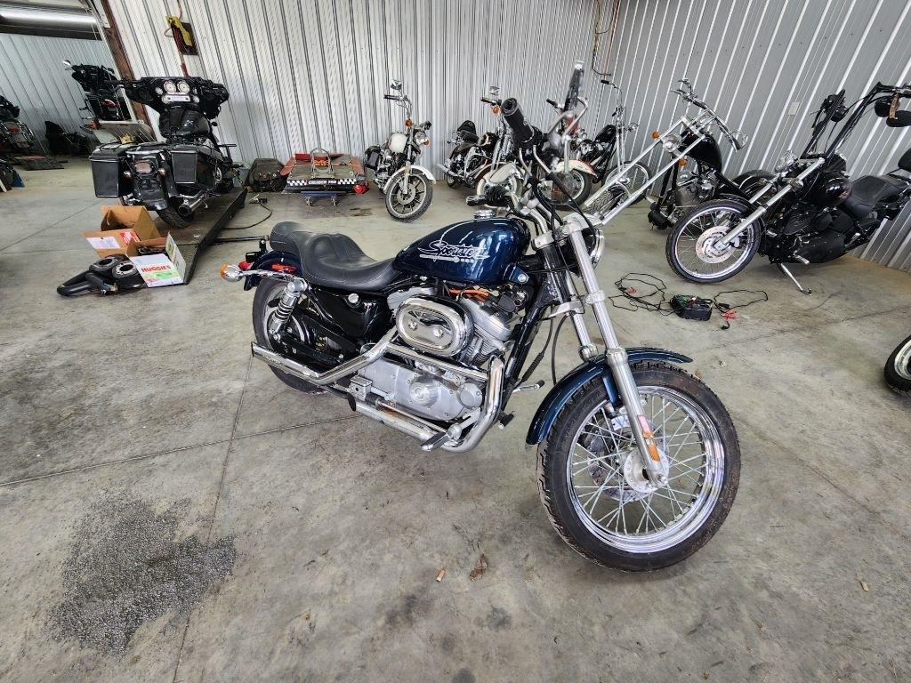 Harley-Davidson XLH 883  2001