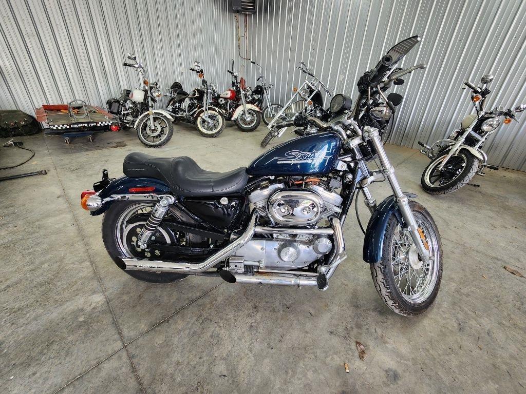 Harley-Davidson XLH 883  2001