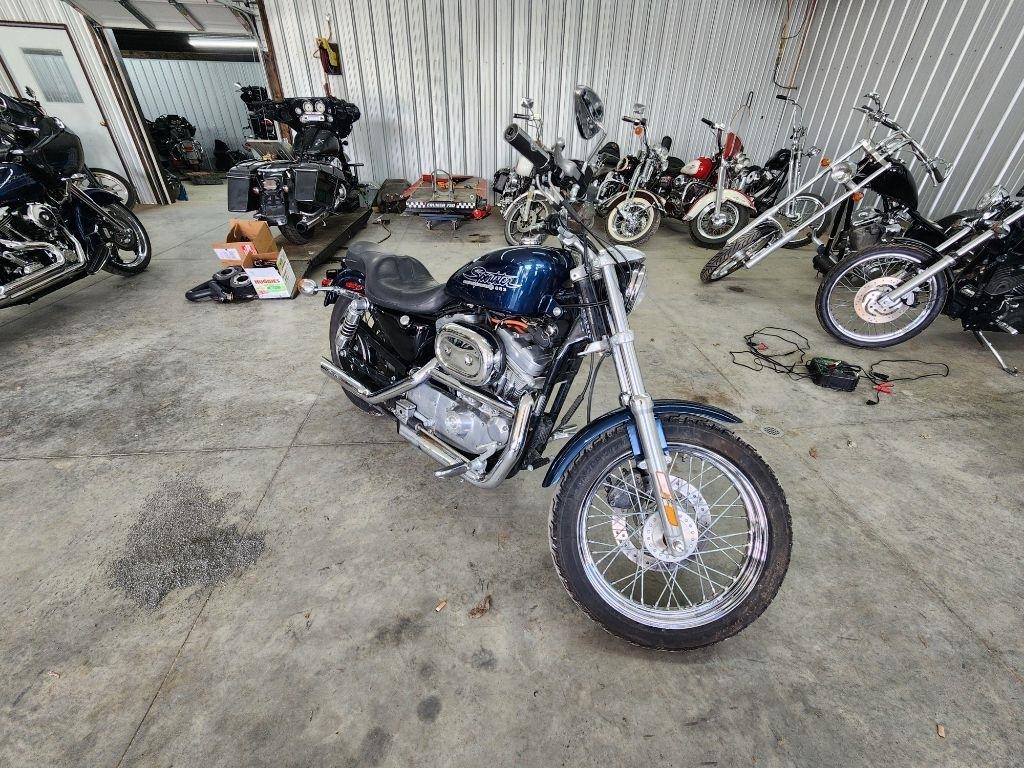 Harley-Davidson XLH 883  2001