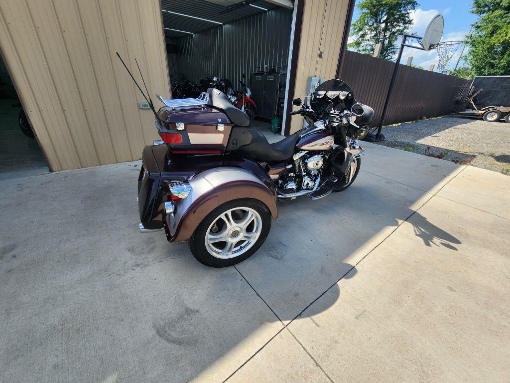 Harley-Davidson FLHTCU  2007