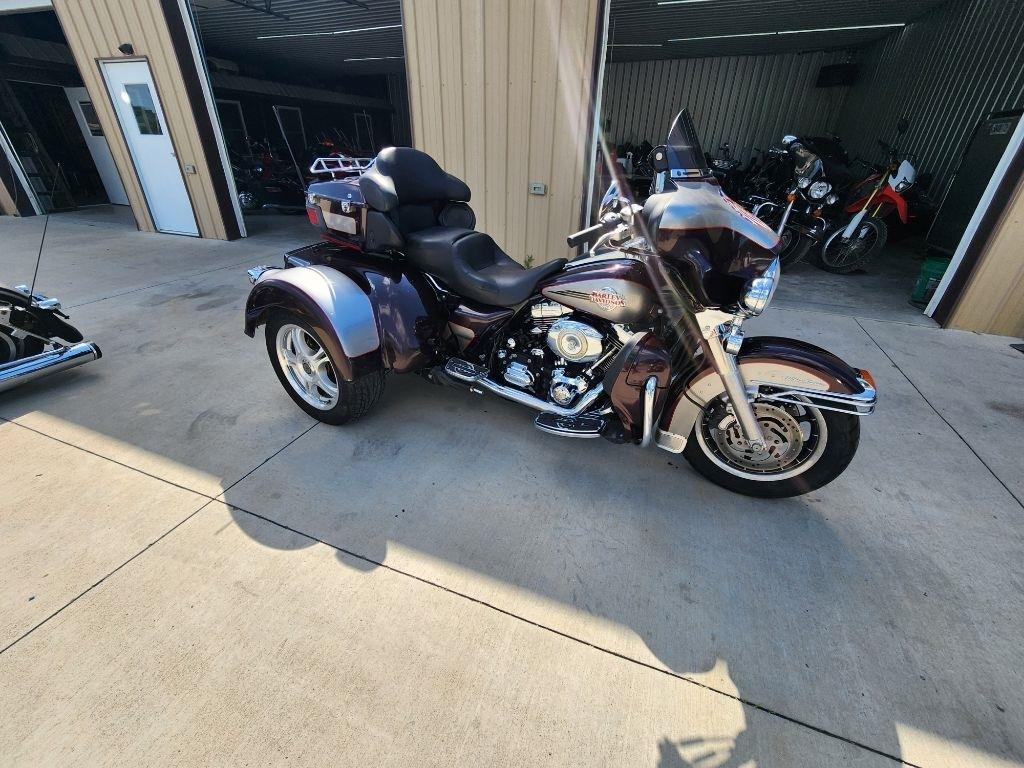 Harley-Davidson FLHTCU  2007