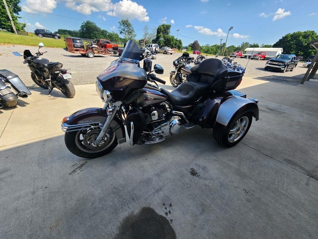 Harley-Davidson FLHTCU  2007