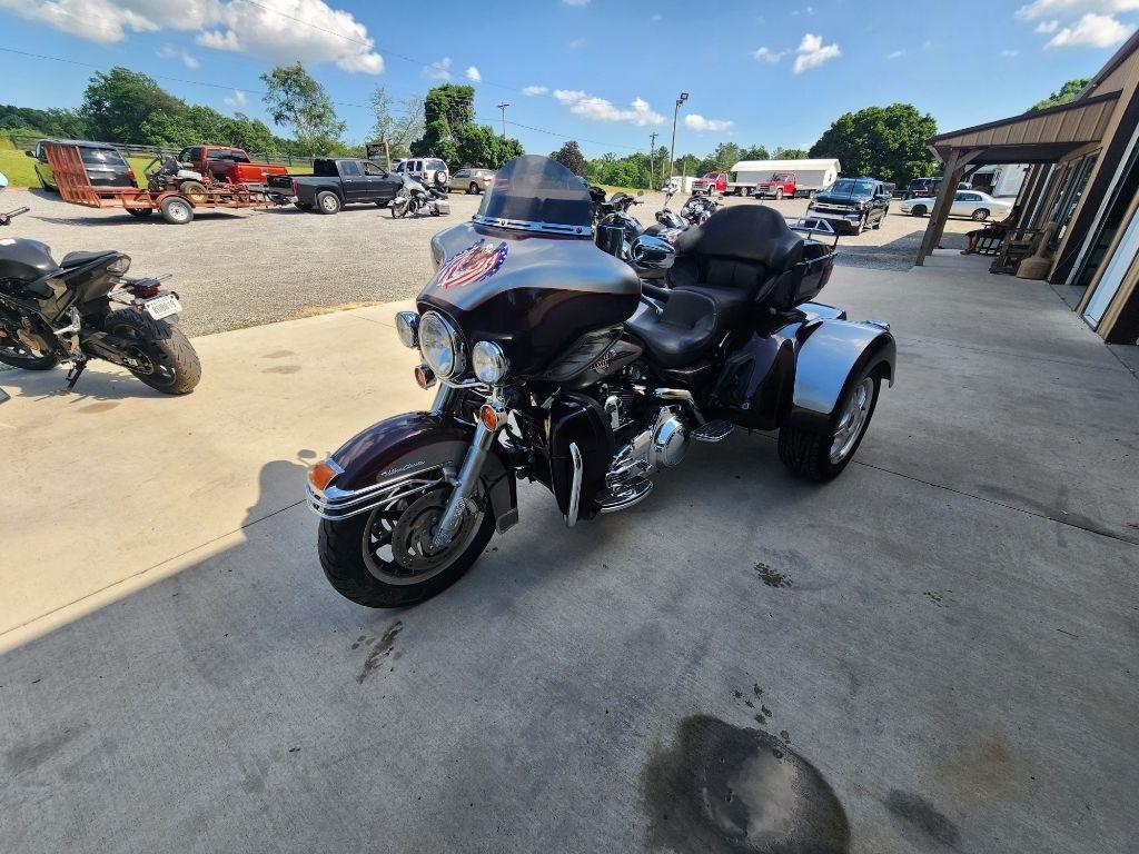 Harley-Davidson FLHTCU  2007