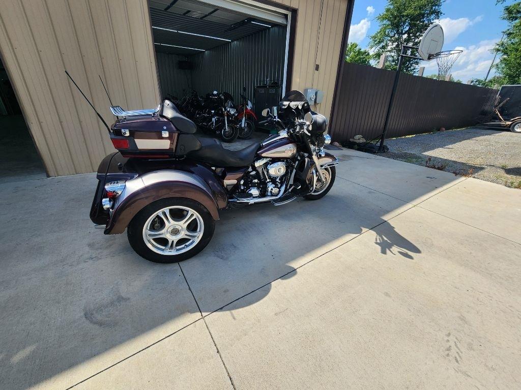 Harley-Davidson FLHTCU  2007