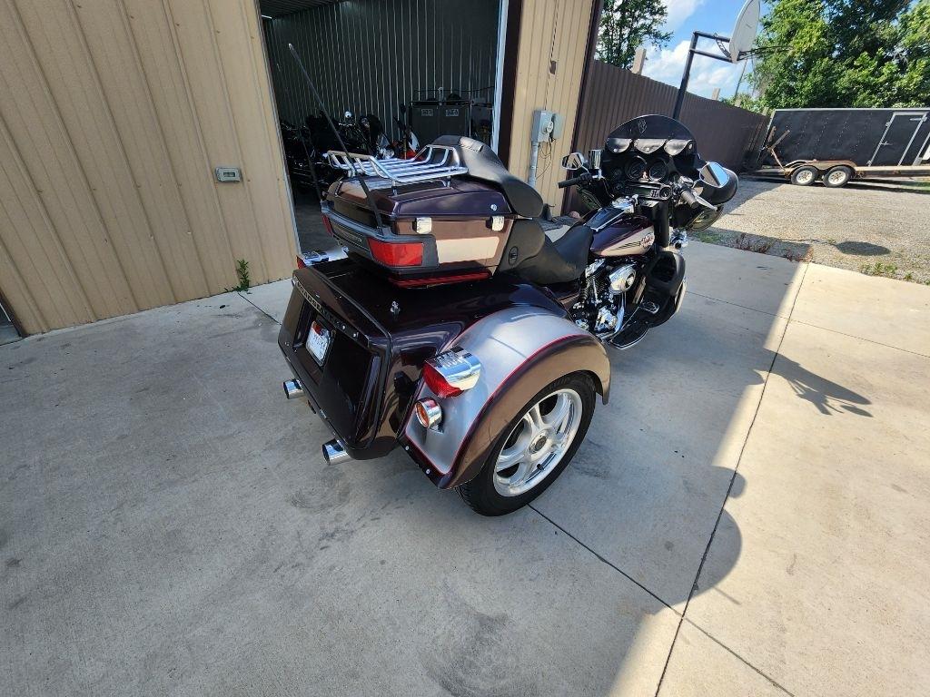 Harley-Davidson FLHTCU  2007