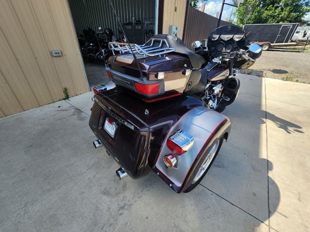 Harley-Davidson FLHTCU  2007