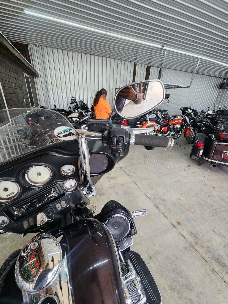 Harley-Davidson FLHX103  2011