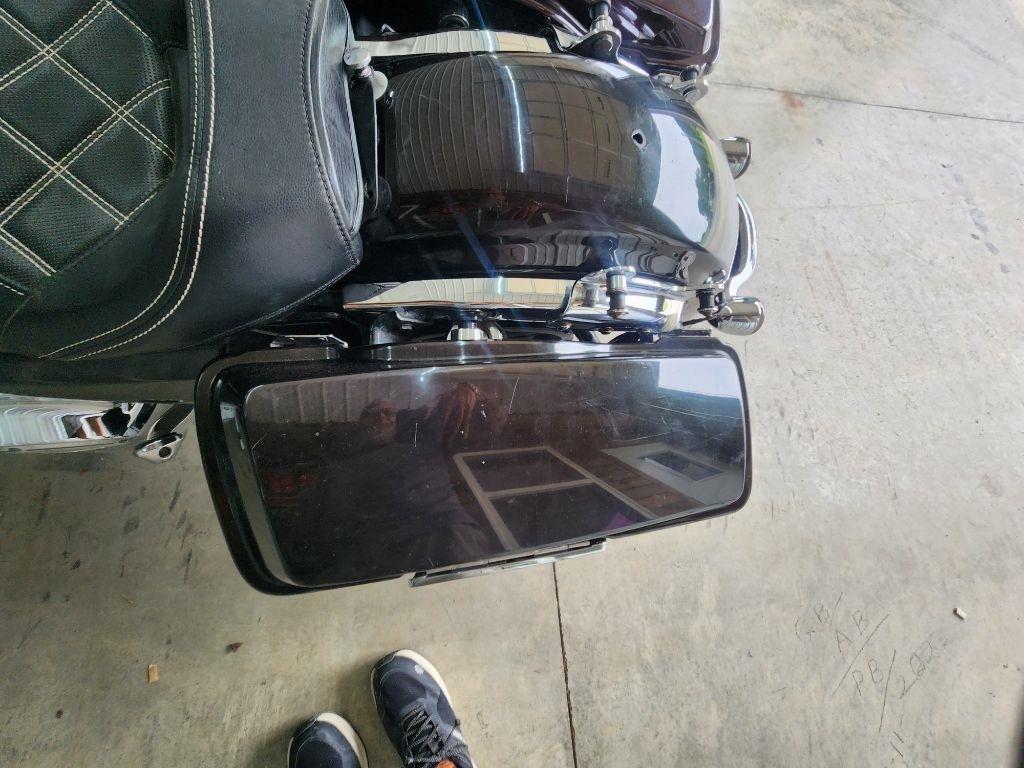 Harley-Davidson FLHX103  2011