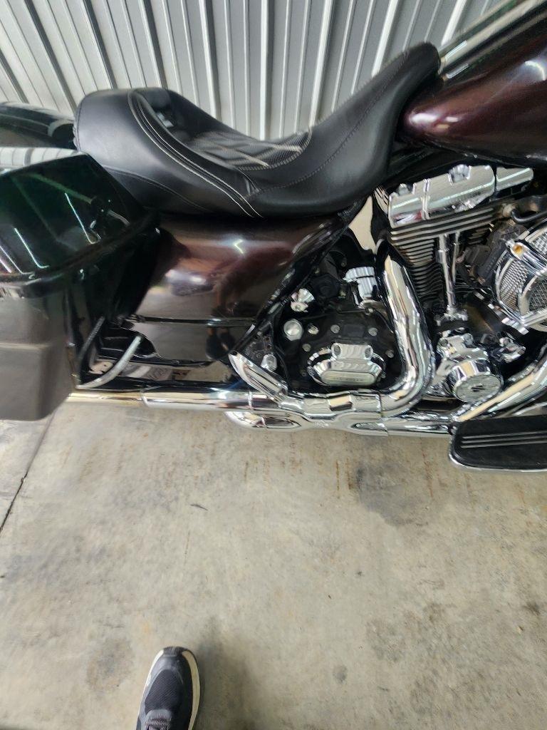 Harley-Davidson FLHX103  2011