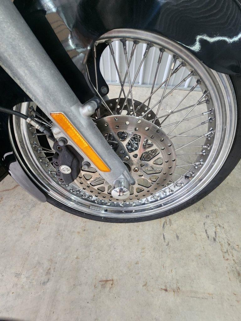 Harley-Davidson FLHX103  2011