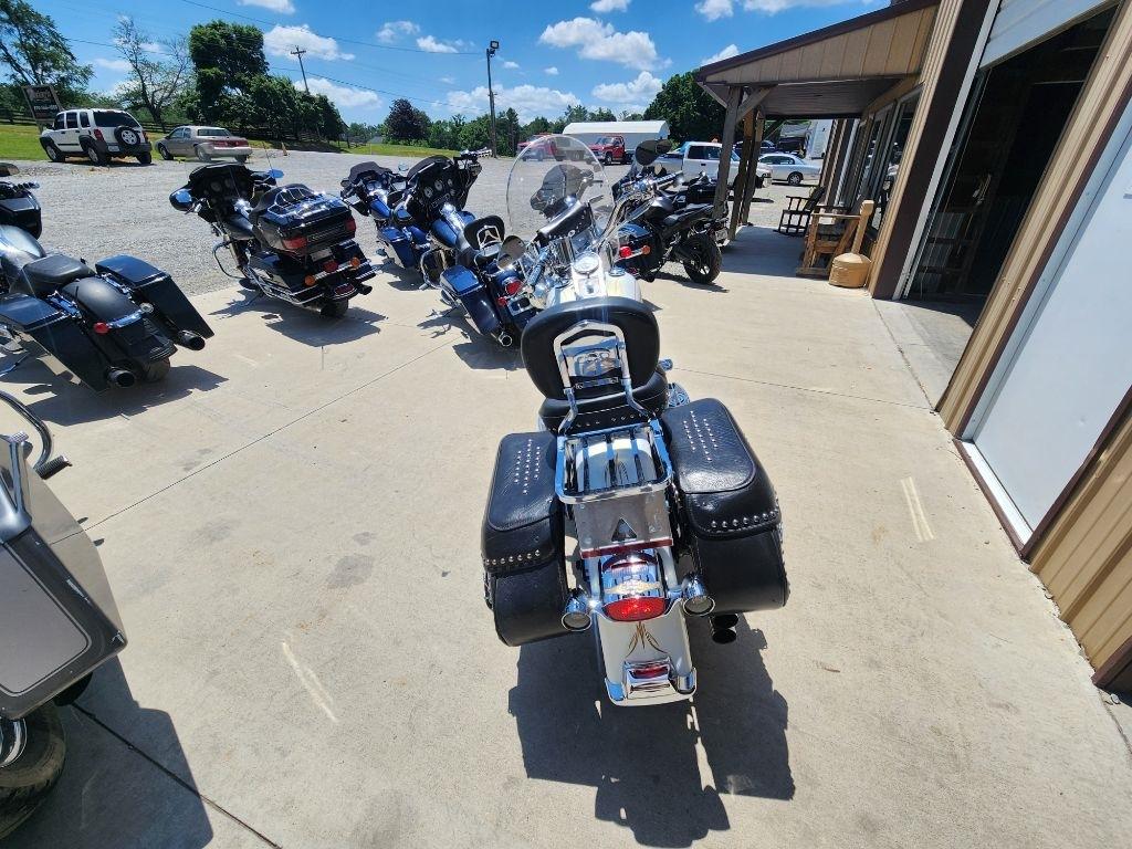 Harley-Davidson FLSTC  2007