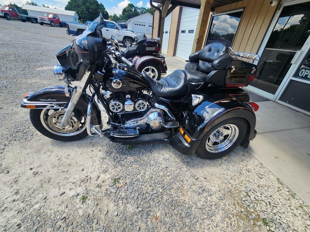 Harley-Davidson FLHTCUI  2002