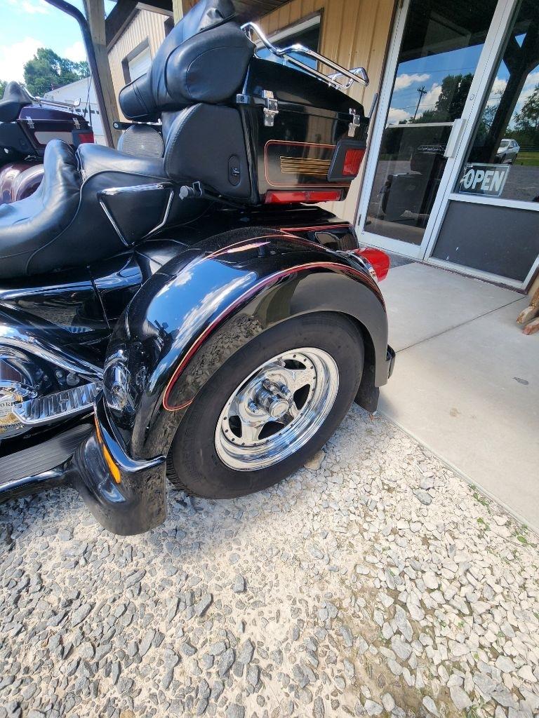 Harley-Davidson FLHTCUI  2002