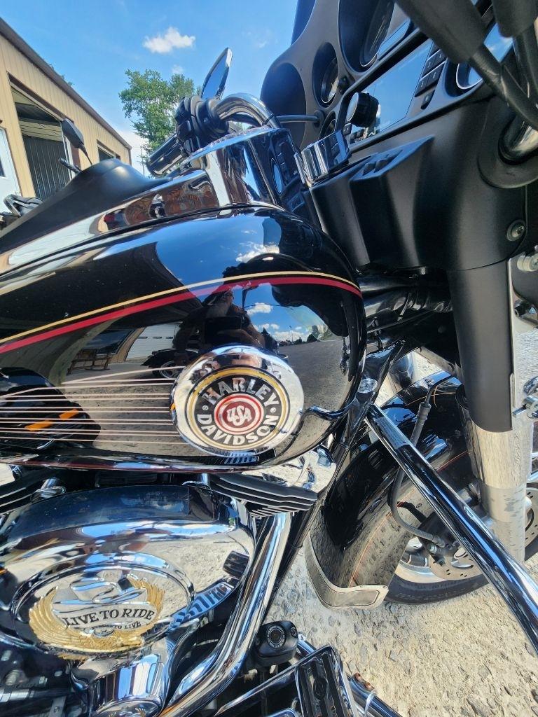 Harley-Davidson FLHTCUI  2002