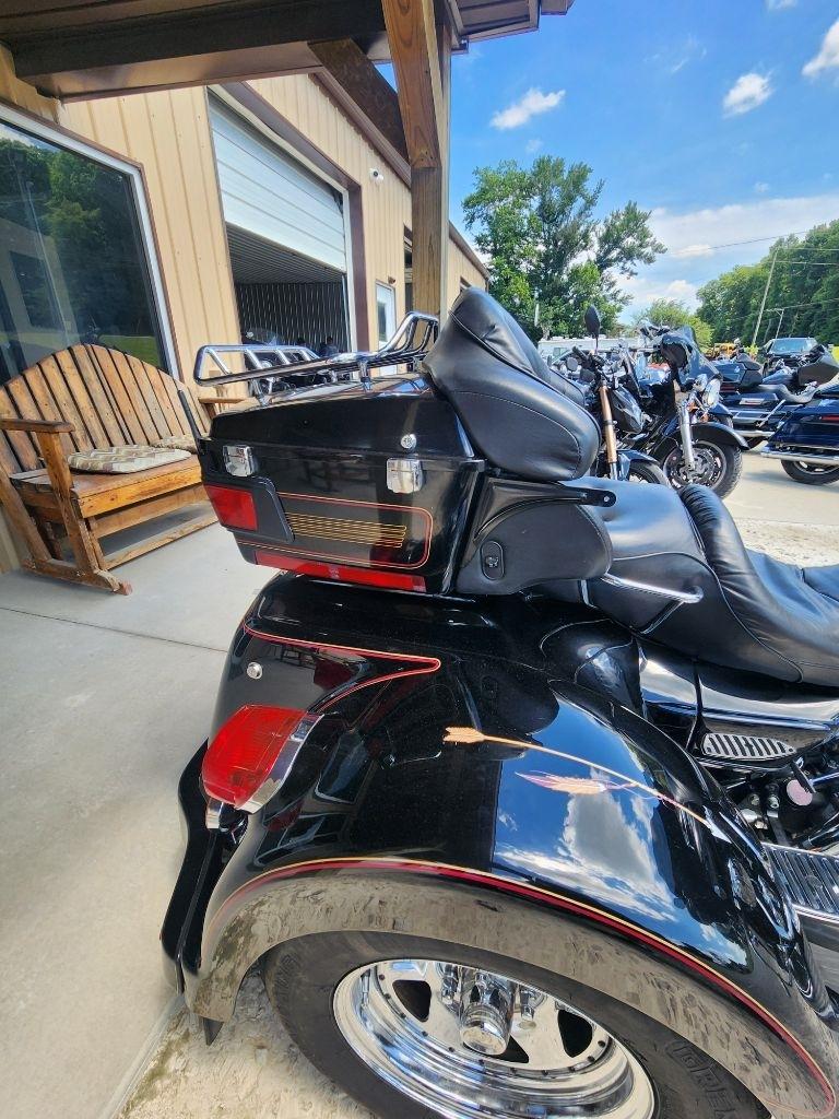 Harley-Davidson FLHTCUI  2002