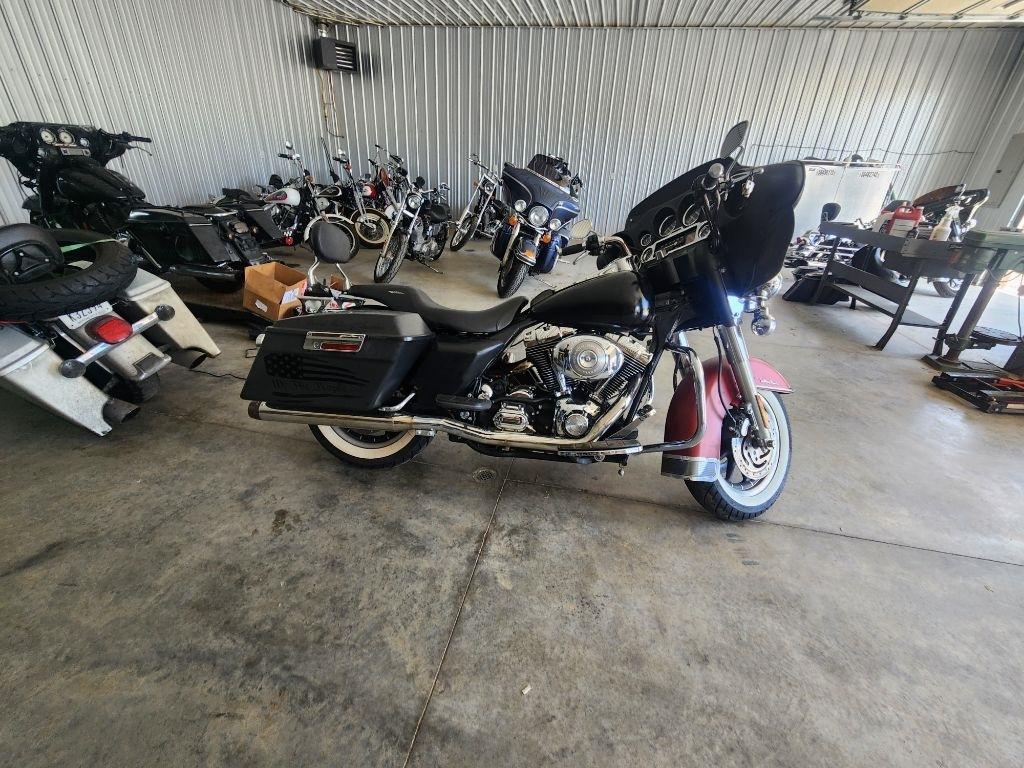 Harley-Davidson FLHTCUI  2005