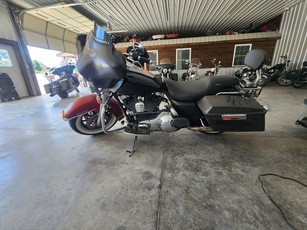 Harley-Davidson FLHTCUI  2005