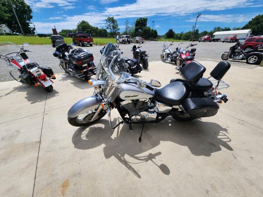 Honda VT750C (Shadow Aero)  2006