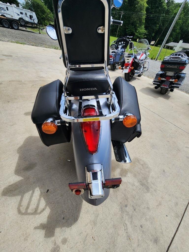 Honda VT750C (Shadow Aero)  2006