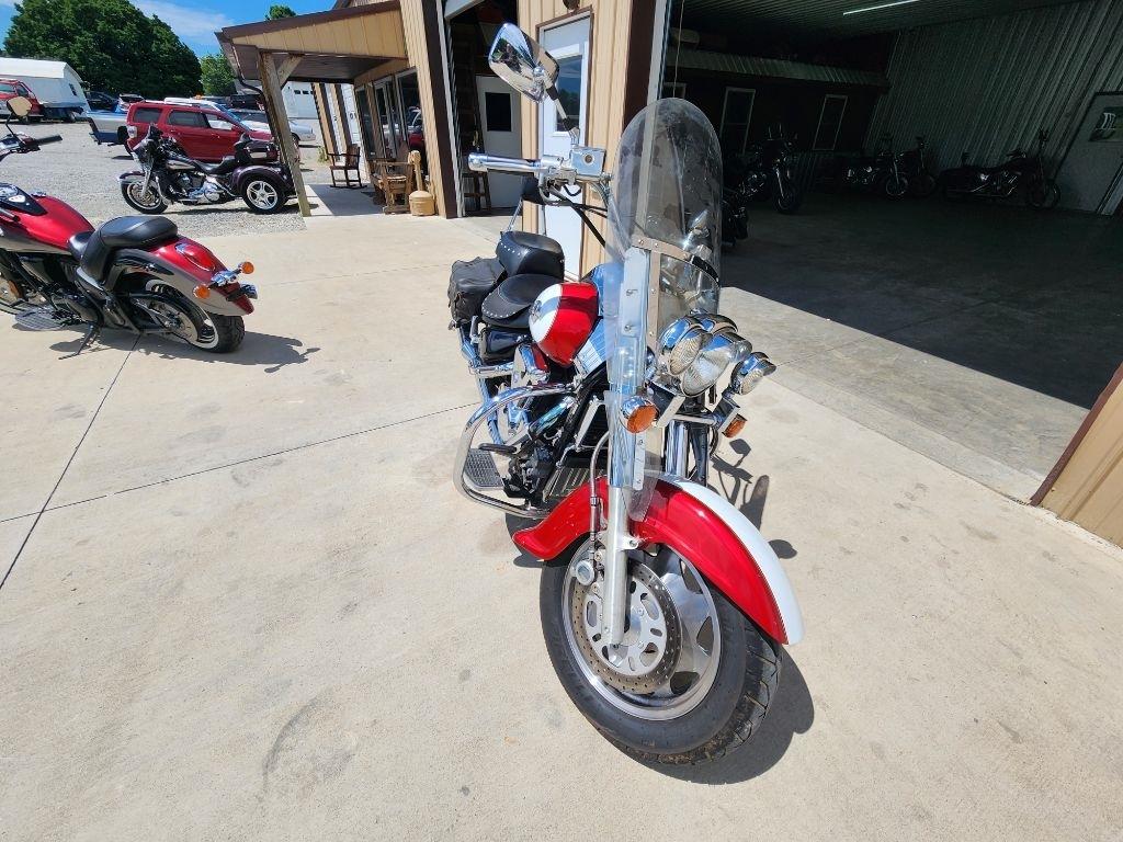 Suzuki Intruder LC  1999