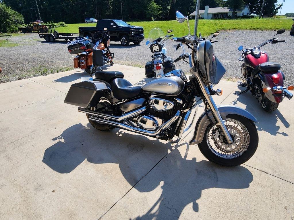 Suzuki Intruder Volusia  2002